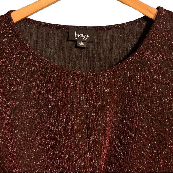 Red Metallic twist blouse Size Large women NEW WITH TAG🏷 - Picture 2 of 13